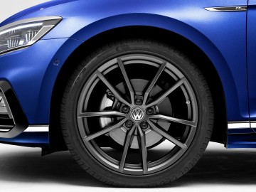 VW Passat face lifting &ndash; Nie tylko kosmetyka